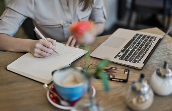 Exactly how does a copywriter help you increase engagement in your brand and up your SEO?