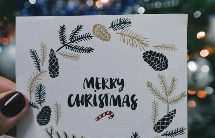 The etiquette of sending business Christmas cards